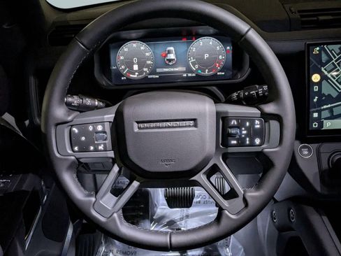 New 2026 Land Rover Defender 110 X-Dynamic SE AWD/4WD image 17