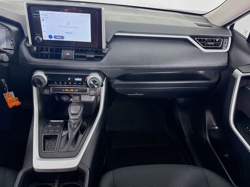 Used 2025 Toyota RAV4 LE image 28