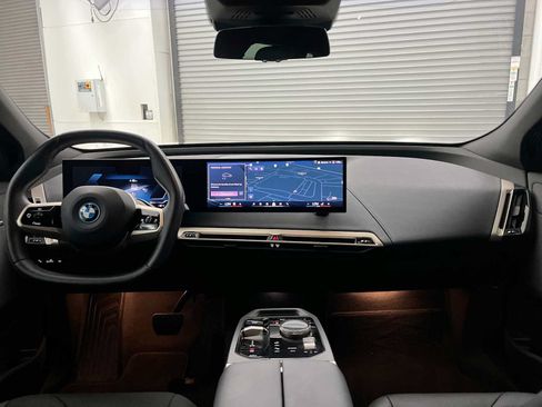 Certified 2024 BMW iX xDrive50 w/ Sport Package AWD/4WD image 10