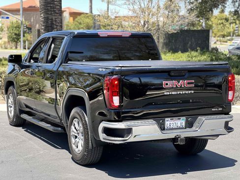 Used 2020 GMC Sierra 1500 SLE w/ SLE Value Package AWD/4WD image 18