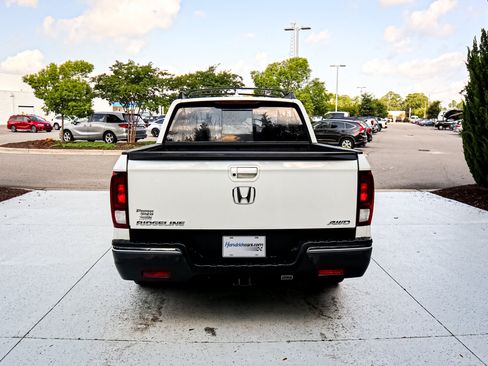 Used 2020 Honda Ridgeline RTL-E image 10