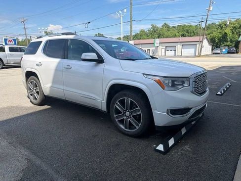 Used 2017 GMC Acadia Denali w/ Technology Package AWD/4WD image 6