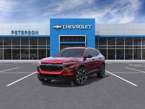 New 2026 Chevrolet Trax RS w/ Sunroof Package FWD image 10
