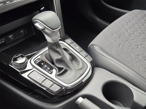 New 2026 Kia Seltos S image 15