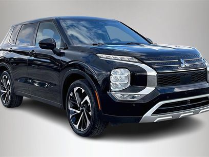 Used 2024 Mitsubishi Outlander SE