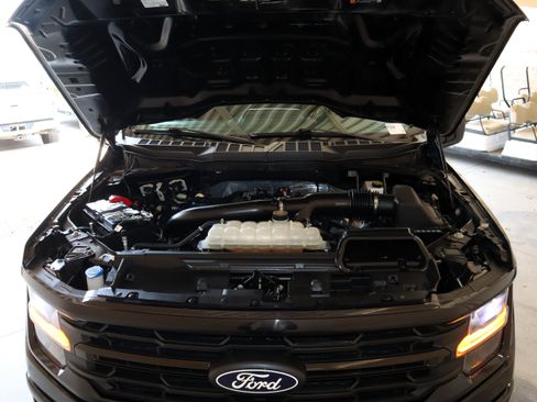 Used 2025 Ford F150 XLT w/ Equipment Group 301A Standard AWD/4WD image 21