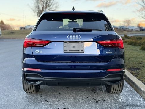 New 2025 Audi Q3 2.0T Premium image 5