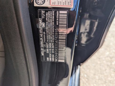 Used 2013 Mercedes-Benz E 350 Sedan image 37