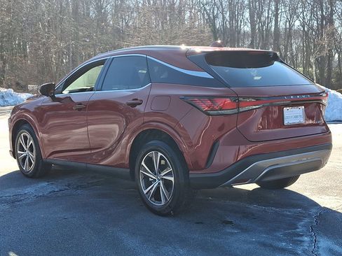 Certified 2025 Lexus RX 350 Premium w/ Accessory Package image 4