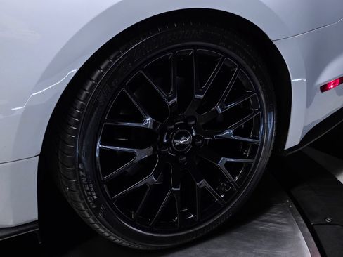 Used 2017 Ford Mustang GT Premium w/ GT Performance Package RWD image 37