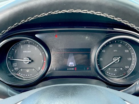 Used 2023 Buick Encore GX Essence w/ Experience Buick Package FWD image 29