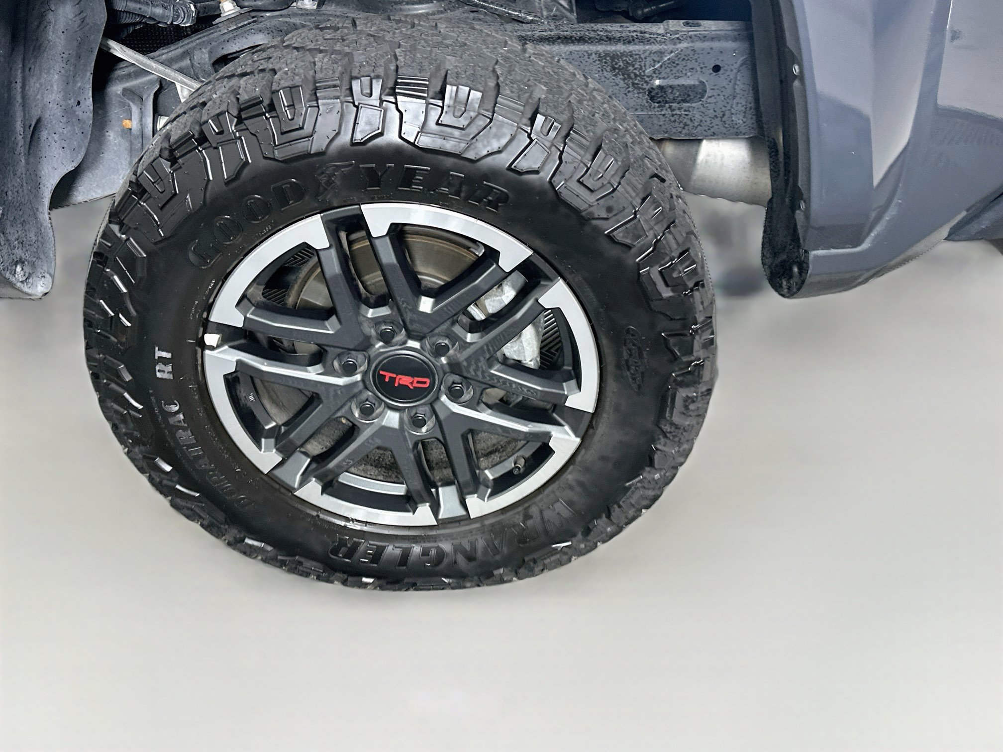Used 2026 Toyota Tacoma TRD Sport w/ TRD Sport Premium Package AWD/4WD image 11