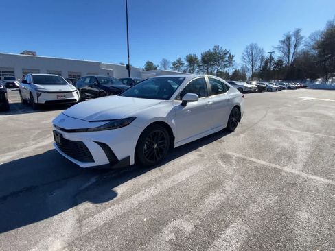 Certified 2025 Toyota Camry SE image 12