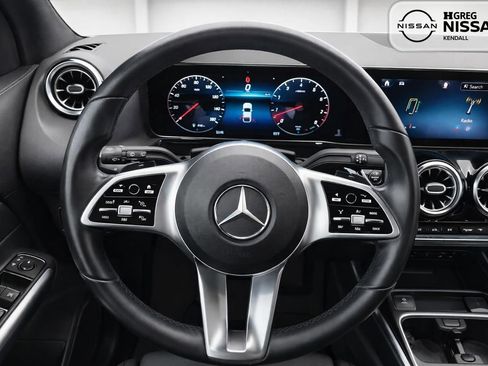 Used 2025 Mercedes-Benz GLA 250 image 8