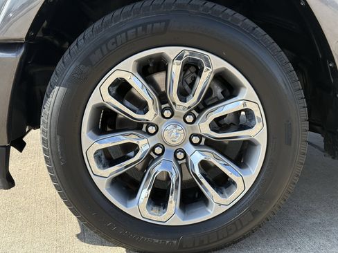 Used 2020 RAM 1500 Laramie w/ Sport Appearance Package image 12