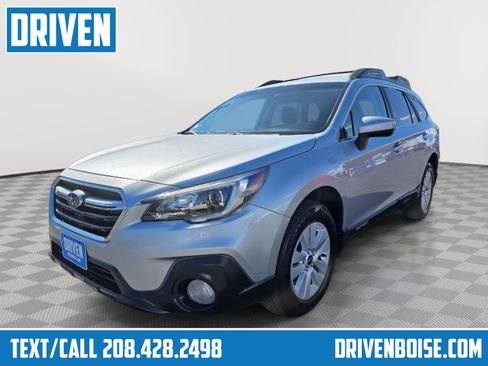 Used 2018 Subaru Outback 2.5i Premium AWD/4WD image 1