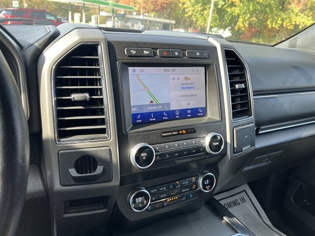 Used 2020 Ford Expedition XLT w/ Equipment Group 202A AWD/4WD image 27