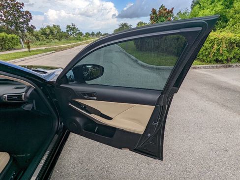 Used 2015 Lexus IS 350 image 19