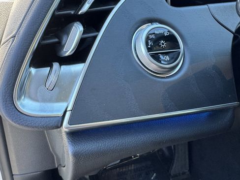 Used 2025 Mercedes-Benz E 350 Sedan image 17