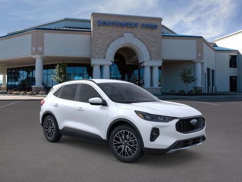 New 2026 Ford Escape SE w/ PHEV Premium Package image 7