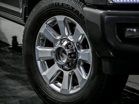 Used 2018 Ford F350 Platinum image 3