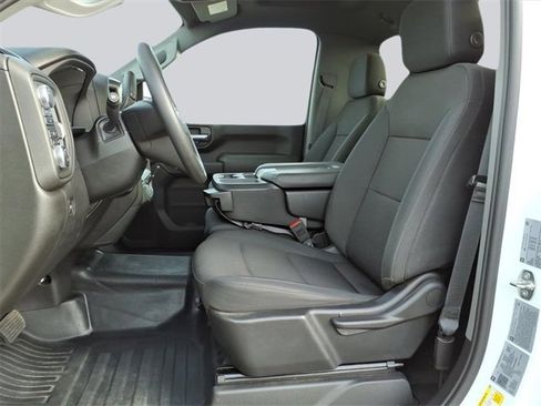 Used 2024 GMC Sierra 2500 Pro w/ Convenience Package image 19