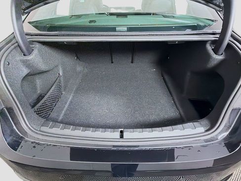 Used 2023 BMW 330i xDrive 330i xDrive w/ Premium Package image 29