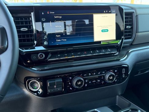 New 2026 Chevrolet Silverado 1500 ZR2 image 12