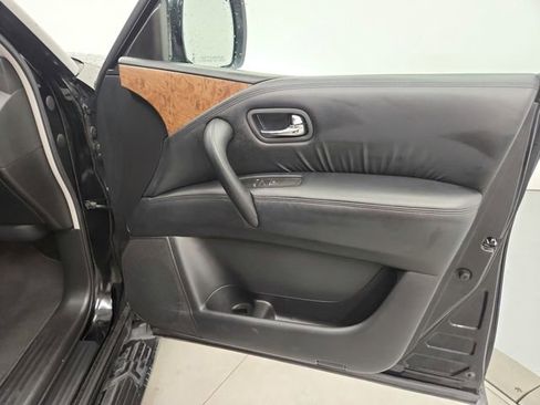 Used 2024 Nissan Armada SL image 47