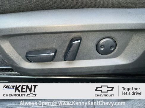 Used 2023 Nissan Rogue SV image 20