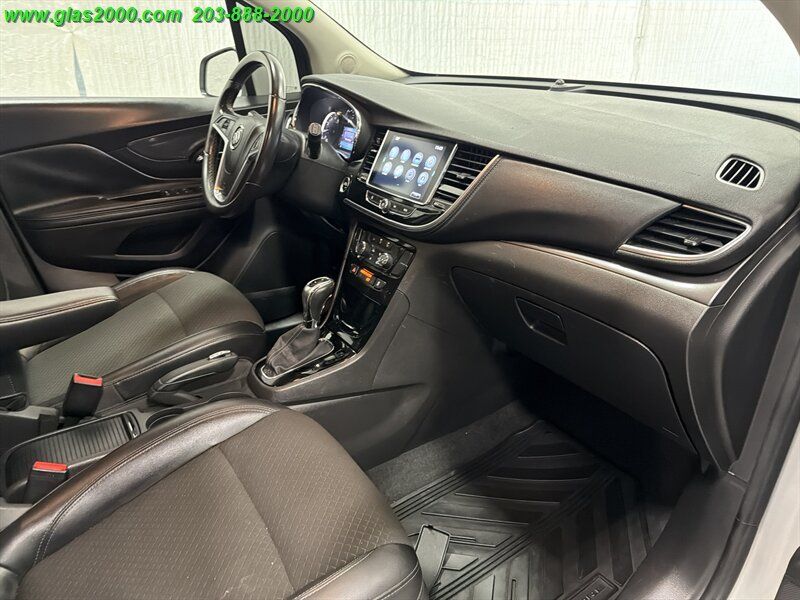 Used 2019 Buick Encore Preferred AWD/4WD image 5