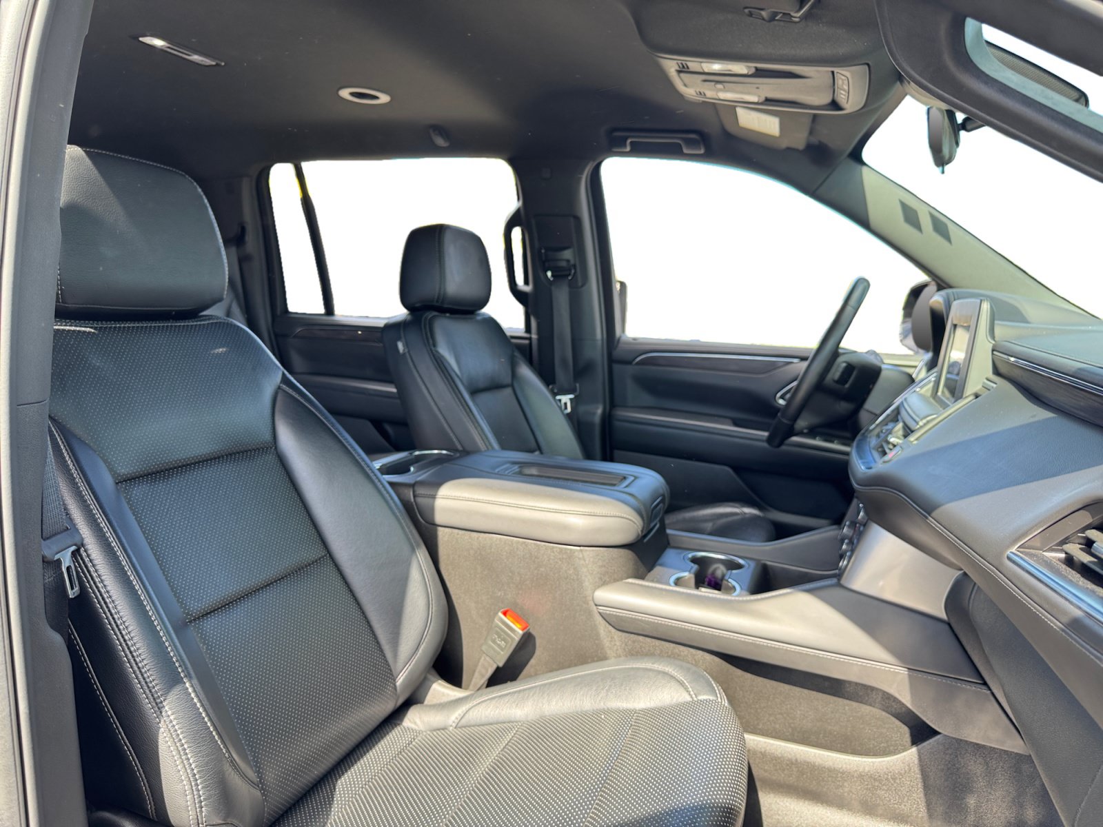 Used 2024 Chevrolet Suburban LS w/ Driver Alert Package AWD/4WD image 15