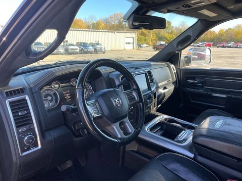 Used 2018 RAM 3500 Laramie Longhorn image 18