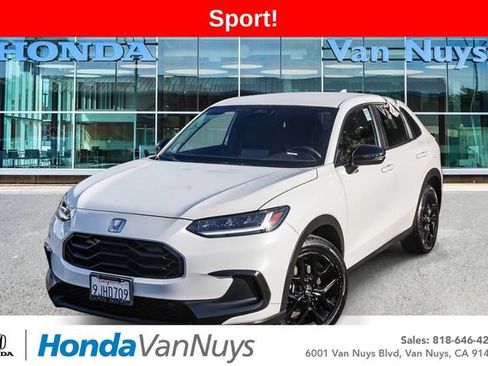 Used 2024 Honda HR-V Sport image 1
