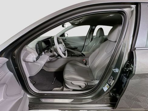 New 2026 Hyundai Elantra Sport FWD image 15