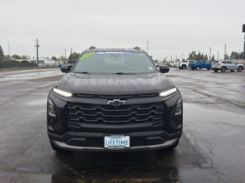 New 2026 Chevrolet Equinox LT w/ Convenience Package II AWD/4WD image 2