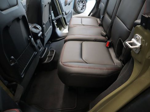 New 2026 Jeep Wrangler Unlimited Rubicon 392 w/ Quick Order Package 27X Moab AWD/4WD image 11