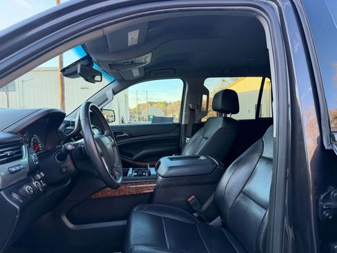 Used 2018 Chevrolet Tahoe Premier w/ RST 6.2L Performance Edition AWD/4WD image 13