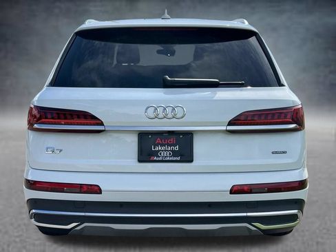 Used 2023 Audi Q7 3.0T Premium w/ Convenience Package AWD/4WD image 4