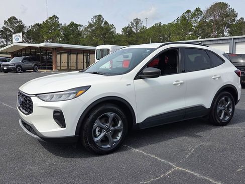 Used 2025 Ford Escape ST-Line w/ Tech Pack #1 image 3