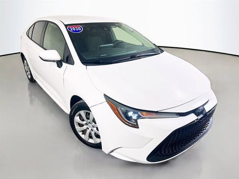 Used 2020 Toyota Corolla LE FWD image 2