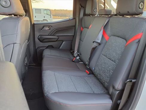 New 2025 Chevrolet Colorado Z71 w/ Midnight Edition image 21