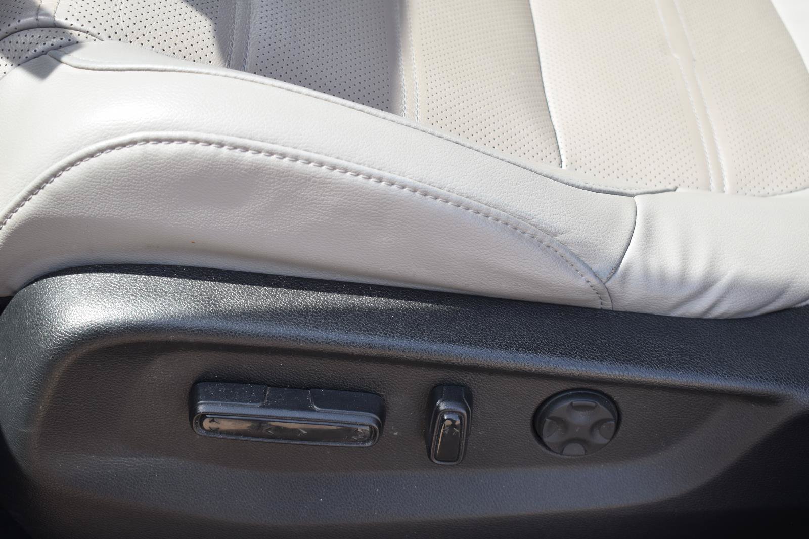 Used 2021 Honda CR-V EX-L image 19