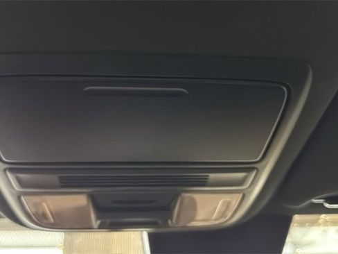 Used 2018 Honda Accord Sport image 33