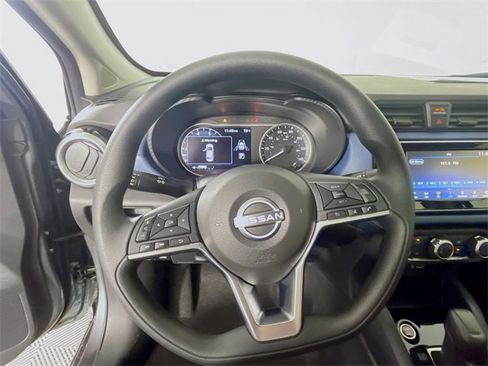 New 2025 Nissan Versa SV image 8