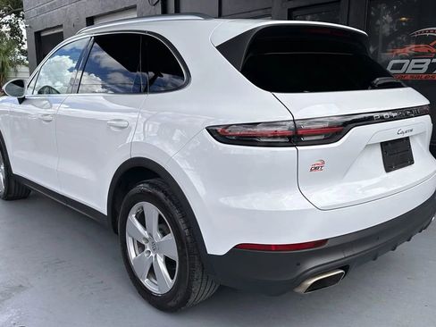Used 2022 Porsche Cayenne image 3