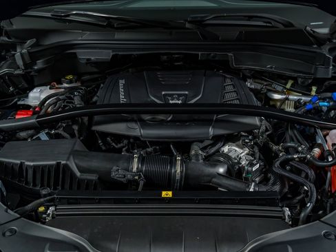 Used 2025 Maserati Grecale Modena image 45