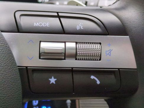 Certified 2025 Hyundai Tucson Limited image 34