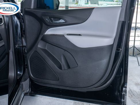 Used 2023 Chevrolet Equinox LS FWD image 13