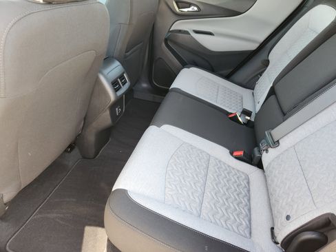 Certified 2023 Chevrolet Equinox LS w/ LS Convenience Package image 30